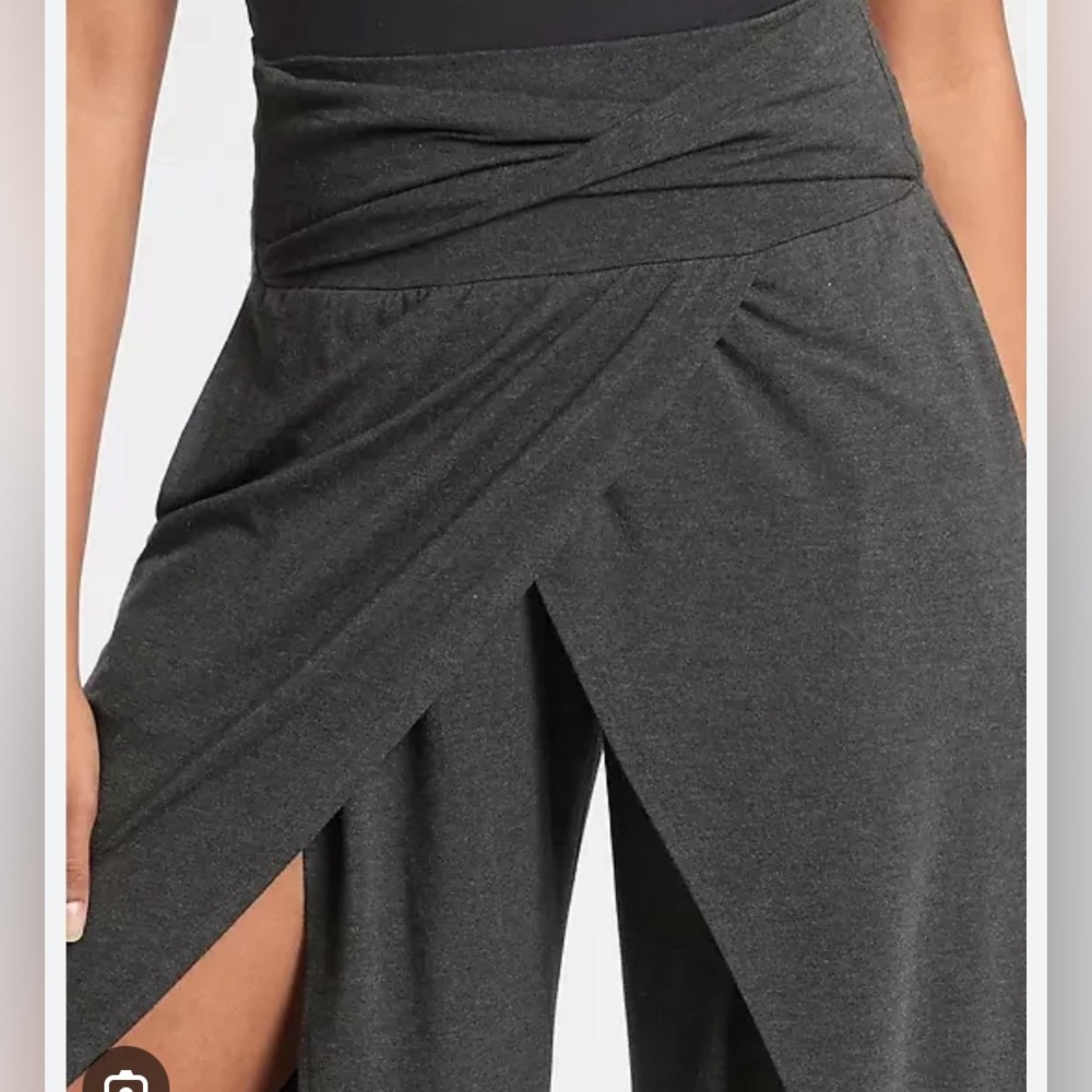Size L Grey Athleta release pant